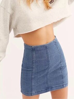 Free People Westminster Modern Femme Denim Mini Skirt Blue Wash Size 10 Stretch